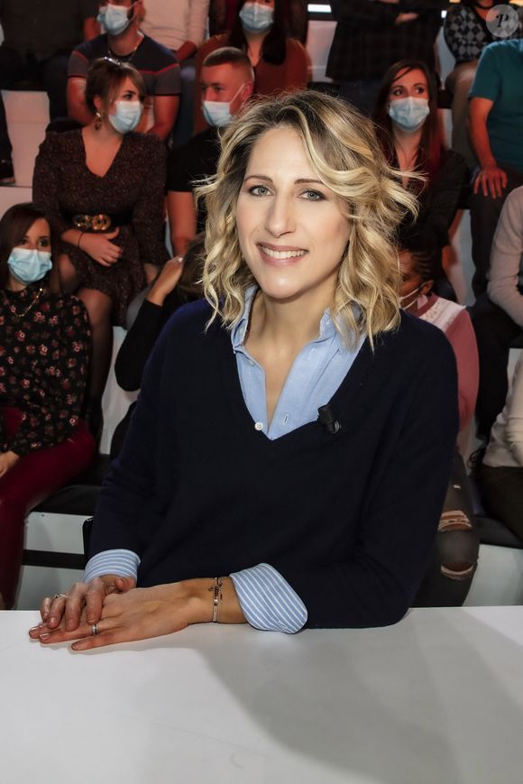Elle est également la première femme à avoir réalisé la traversée de l'océan Pacifique sud, d'est en ouest, à la rame et sans assistance

Exclusif - Maud Fontenoy - Enregistrement de l'émission "TPMP (Touche Pas à Mon Poste)", présentée par C.Hanouna et diffusée en direct sur C8 le 2 février 2022
© Jack Tribeca / Bestimage