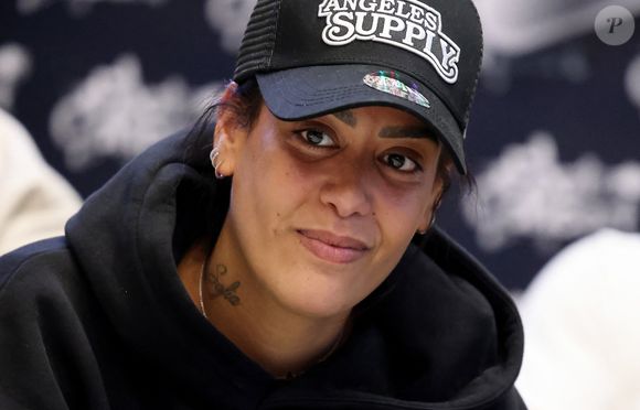 Amel Bent à la conférence de presse de la nouvelle édition du Foot-Concert, le 11 novembre 2024. © Dominique Jacovides / Bestimage