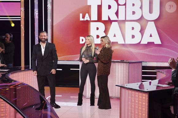Exclusif - Cyril Hanouna, Kelly Vedovelli, Priscilla Betti sur le plateau de l’émission « TPMP » La dernière sur C8,  présentée par C.Hanouna et diffusée en direct sur C8, Paris, France, le 27 fevrier 2025. © Jack Tribeca / Bestimage