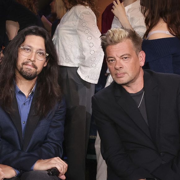 Exclusif - Philippe Manoeuvre, Lulu Gainsbourg, Benjamin Biolay lors de l'enregistrement de l'émission "Le Grand Echiquier - Spéciale Serge Gainsbourg" présentée par C.Chazal et A.Manoukian et diffusée le 7 avril 2026 sur France 2, à Paris, France, le 17 septembre 2025. © Jack Tribeca/Bestimage