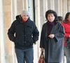 Le second, Elie, est aujourd'hui en pleine reconversion et cherche du travail.
Anne Sinclair et son fils Élie Lévaï à la sortie du restaurant "Ma Bourgogne", place des Vosges à Paris, le mercredi 16 novembre 2011. Bestimage.