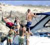 Selon le média "Mirror" : "Les vacances de mi-semestre offriront [à Kate Middleton] une pause bienvenue dans ses activités et du temps pour profiter de la vie de famille et recharger ses batteries".

Le Prince William et Kate Middleton fêtent leur 10 ans de mariage, le 29 avril 2021.

Photo : Big Pictures / Bestimage