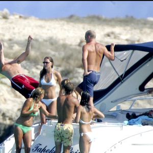 Selon le média "Mirror" : "Les vacances de mi-semestre offriront [à Kate Middleton] une pause bienvenue dans ses activités et du temps pour profiter de la vie de famille et recharger ses batteries".

Le Prince William et Kate Middleton fêtent leur 10 ans de mariage, le 29 avril 2021.

Photo : Big Pictures / Bestimage