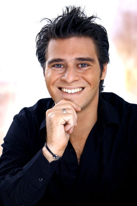 Julien Dassin pose à Paris, en juin 2006. Photo by Vim/ABACAPRESS.COM