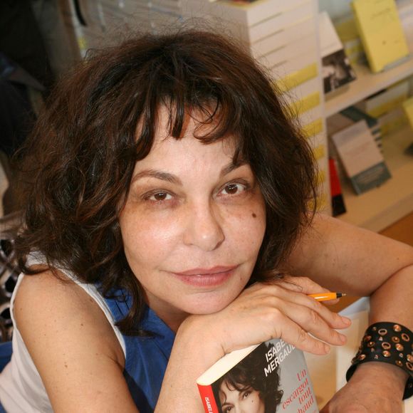 Isabelle Mergault lors de la 37ème édition du Salon du livre au parc des expositions, à la porte de Versailles, à Paris, France, le 26 mars 2017.