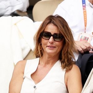 Faustine Bollaert dans les tribunes de Roland Garros 2026, à Paris, le 5 juin 2026.
© Jacovides-Moreau/Bestimage
