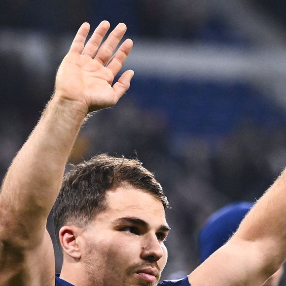 Antoine Dupont lors du match entre la France et la Nouvelle-Zélande au Stade de France le 16 novembre 2024 à Saint Denis, France. ( Photo de Federico Pestellini)