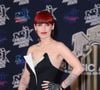 Si sa mère est restée sur l’île, Jennifer Ayache a, elle, choisi de s’installer dans le Marais, où elle vit toujours

Jennifer Ayache au photocall de la 27ème édition des NRJ Music Awards au palais des Festivals de Cannes, France, le 31 octobre 2025. © Dominique Jacovides/Bestimage
