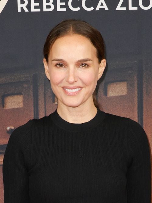 Enceinte de son 3e enfant, Natalie Portman encense son compagnon et père de son bébé (un artiste français) : "C'est ma chanson de l'été"