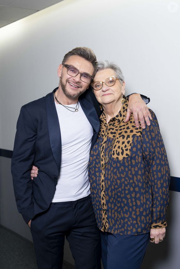 Exclusif - Helene Janssens et Jeanfi Janssens en backstage de l'enregistrement de l'émission "Famille je vous aime" présentée par Michel Drucker et qui sera diffusée le vendredi 29 mai sur France 3, à Paris, France, le 4 décembre 2025. © Gaffiot-Perusseau/Bestimage