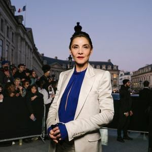 Clotilde Courau au défilé Tom Ford "Collection Femme Prêt-à-Porter Automne/Hiver 2026-2027" lors de la Fashion Week de Paris, le 4 mars 2026
© Delpech / Melloul / Sarkissian / Bestimage