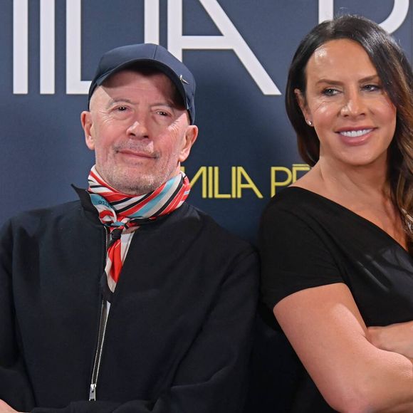 Karla Sofia Gascon et Jacques Audiard assistent au photocall « Emilia Perez » à l'hôtel Only You le 28 novembre 2024 à Madrid, Espagne. (Cordon / Bestimage).