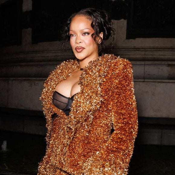 Rihanna compte parmi les habitués du Siena.

Rihanna lors de la Fashion Week de Paris en septembre 2026. Copyright : DPA/ABACA