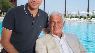 "Il voulait faire un dernier tour de manège" : L'anecdote bouleversante de Paul Belmondo sur les cendres de son père