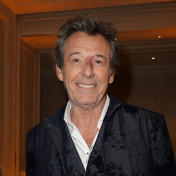 Le Club Matignon est réputé pour accueillir de célèbres DJs internationaux.

Jean-Luc Reichmann - Soirée de gala pour la Fondation de la Recherche en Physiologie, "Les Stéthos d'Or" au Four Seasons Hôtel George V à Paris le 16 mars 2026. © Coadic Guirec/Bestimage