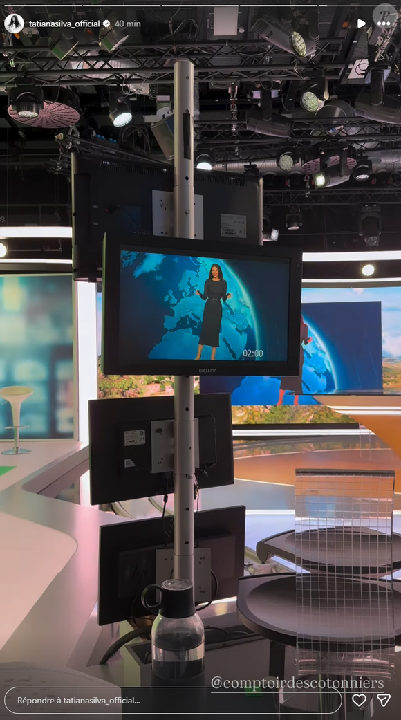 Et le moins que l'on puisse dire, c'est qu'elle rayonne à chaque apparition.

Tatiana Silva en robe noire pour présenter la météo sur TF1.