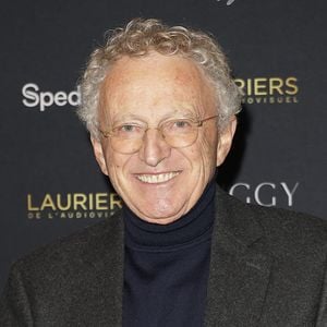 Actuellement en plein marathon au Festival d'Avignon où il enchaîne les pièces de théâtre, l'ancien visage de France Télévisions se confie sur sa nouvelle vie d'acteur, son duo toujours aussi complice avec Philippe Candeloro, mais aussi sur sa surprenante arrivée sur la chaîne CNews.

Nelson Monfort - Photocall de la 31ème cérémonie des Lauriers de l'audiovisuel au théâtre Marigny à Paris le 10 février 2026. © Coadic Guirec/Bestimage