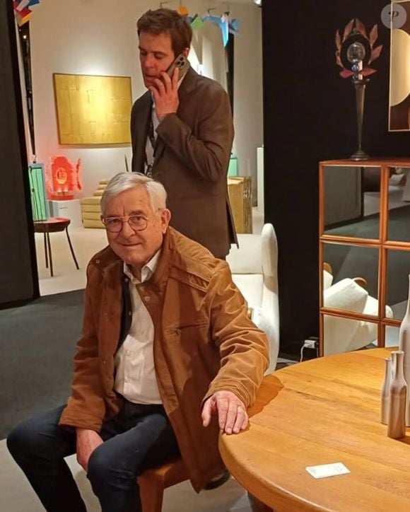 En légende d’un carrousel de photos retraçant des souvenirs partagés autour de leur passion commune pour les brocantes...

Hommage de Damien Tison sur Instagram pour son père décédé.