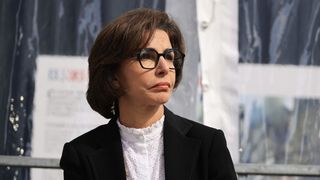 "Elle ne pouvait plus marcher et elle ne sentait plus son corps" : Rachida Dati évoque pour la première fois l'état de sa fille Zohra, âgée de 16 ans