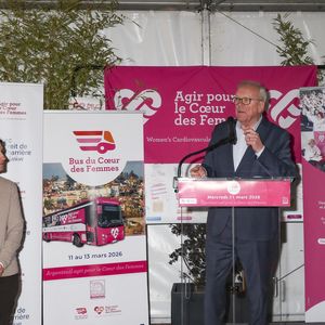 Claire Mounier-Vehier lors de l'inauguration du "Bus du coeur des femmes" à Argenteuil de l'association "Agir pour le coeur de femmes" avec le soutien de la Fondation Marc Ladreit de Lacharrière le 11 mars 2026.
© Jack Tribeca / Bestimage