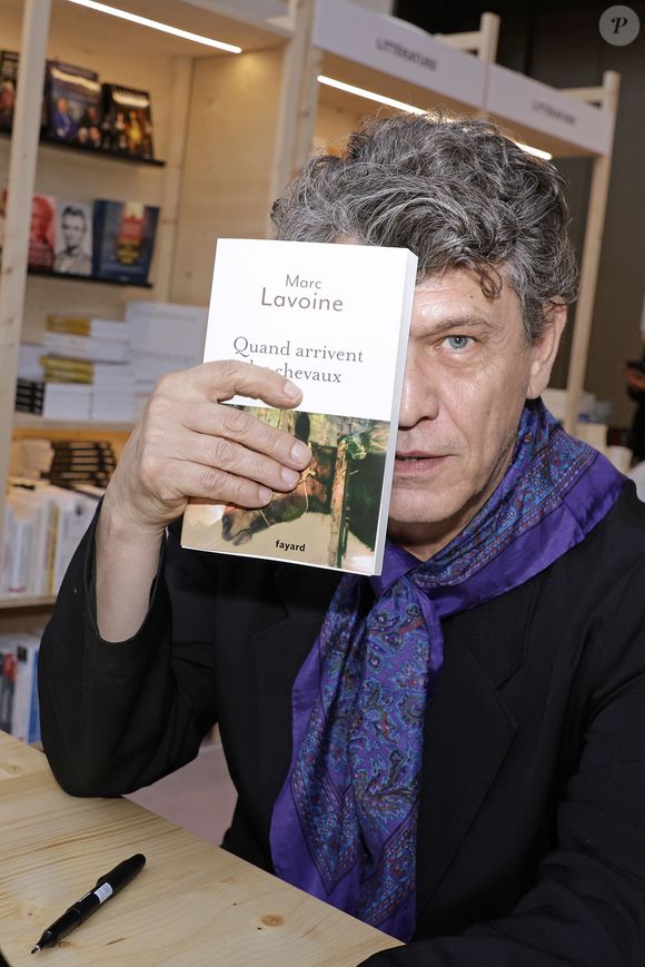 Marc Lavoine - Festival du Livre de Paris 2025 au Grand Palais à Paris le 12 avril 2025. © Cédric Perrin / Bestimage