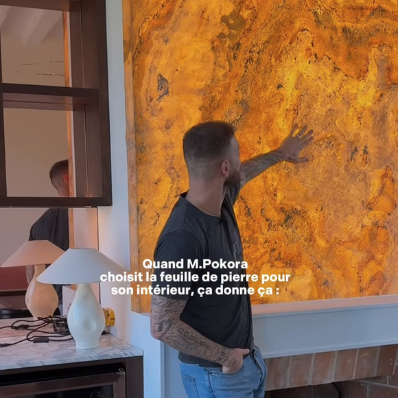 Dans sa maison, il a choisi une feuille de pierre Prague en version translucide.

Capture Stoneleaf - Instagram