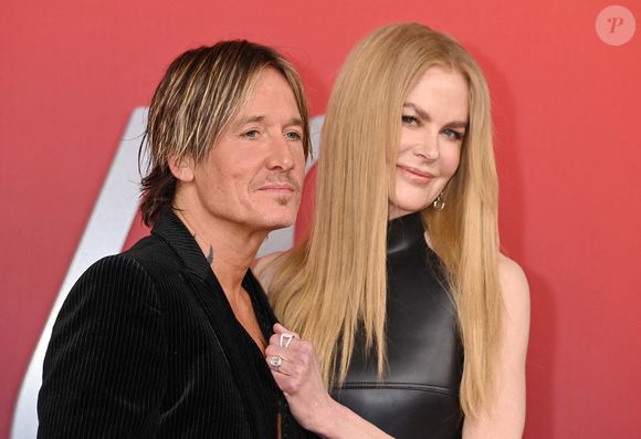 S’il n’est pas précisé la raison pour laquelle les amoureux ont jeté leur dévolu sur le Portugal, il est à noter qu’il s’agit de l’un des pays les plus pacifiques du monde.

Keith Urban et Nicole Kidman arrivent à la 60e cérémonie des Academy of Country Music Awards qui se tient au Ford Center at The Star le 8 mai 2025 à Friso, TX.
© Tammie Arroyo / AFF-USA.com