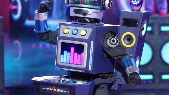 Mask Singer de retour sur TF1, on sait qui est la personnalité sous le costume du DJ !