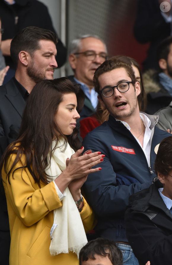 Louis Sarkozy et sa compagne, Natali, une musicienne - Célébrités dans les tribunes du parc des princes lors du match de football de ligue 1 PSG-Bastia le 6 mai 2017. Giancarlo Gorassini/Bestimage