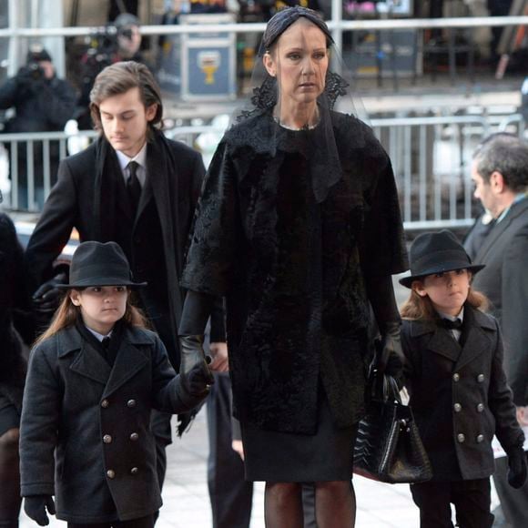Celine Dion arrive avec ses fils Eddy et Nelson à la Basilique Notre-Dame de Montréal le vendredi 22 janvier 2016 pour les funérailles de son mari René Angelil. Photo de Ryan Remiorz /The Canadian Press/ABACAPRESS.COM