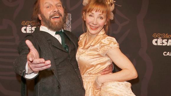 Entre Julie Depardieu et son compagnon Philippe Katerine, qui est le plus excentrique ? La comédienne répond et évoque leurs deux enfants, Billy et Alfred