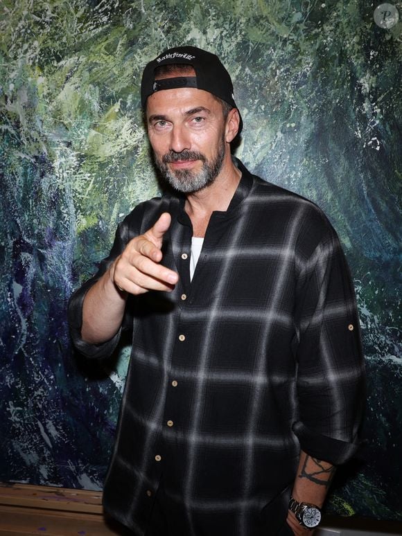 Exclusif - Franck Monsigny (Demain nous appartient) lors de la soirée "L'art de recevoir" par Luxus Magazine au Pavillon Elysée à Paris le 30 mai 2024.

© Denis Guignebourg / Bestimage