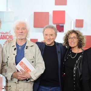 Nelson Monfort, Hugues Aufray, Michel Drucker, Mireille Dumas et Emmanuel Chaunu lors de l'enregistrement de l'émission "Vivement dimanche" à Paris, FRanxce, le 9 septembre 2025 et diffusée le 12 octobre 2025 sur France 3. © Guillaume Gaffiot/Bestimage