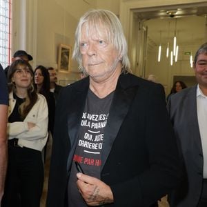Exclusif - Le chanteur Renaud (Renaud Séchan) -  Vernissage de l'exposition "Renaud, Des mots et des images" qui se tiendra jusqu'au 14 septembre à la Mairie du 13ème à Paris le 5 septembre 2024. © Coadic Guirec/Bestimage