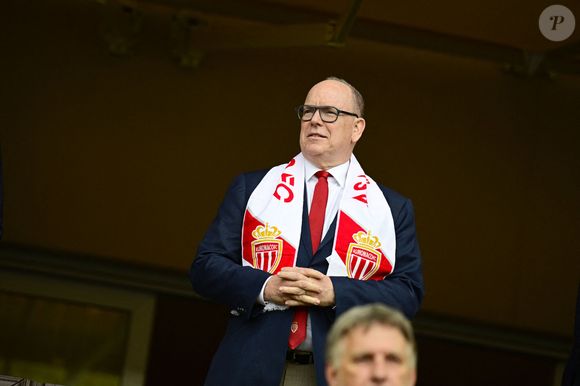 Le prince Albert II de Monaco assiste au match Monaco Marseille (3-0)  au Stade Louis II à Monaco le 12 avril 2025.
© William Cannarella / PsnewZ / Bestimage