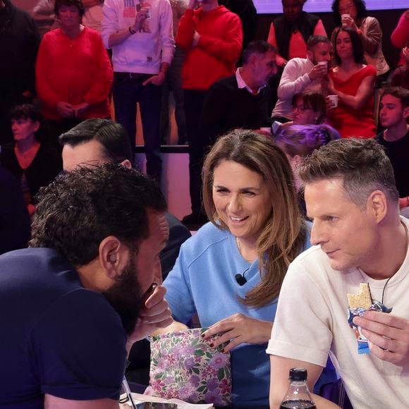 Exclusif - Cyril Hanouna, Valérie Benaim, Matthieu Delormeau, sur le plateau de l'émission TBT9 (Tout beau tout n9uf) présentée par C.Hanouna, et diffusée en direct sur W9, Paris, France, le 19 novembre 2025. © Jack Tribeca / Bestimage