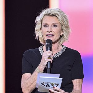 Sophie Davant lors de l'émission AFM Téléthon (France 2) le 6 décembre 2025 à Saint Denis près de Paris, France. Photo par Victor Joly/ABACAPRESS.COM