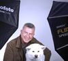 Pascal Bataille a aussi investi dans l'immobilier parisien et bordelais (d'où il est originaire)
Exclusif - Portrait de Pascal Bataille et son chien lors de l'enregistrement de l'émission "Chez Jordan de Luxe" à Paris. Le 11 décembre 2024
© Cédric Perrin / Bestimage