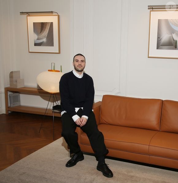 Exclusif - Jérémy Chatelain présente son nouveau clip "Carton à droite" en avant-première à l’Apple Store des Champs-Elysées à Paris le 21 mars 2019. © Denis Guinebourg / Bestimage