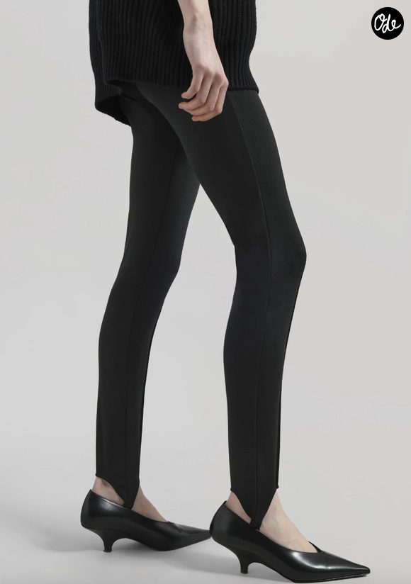 Legging fuseau Caserta - Noir
Prix : 175 €