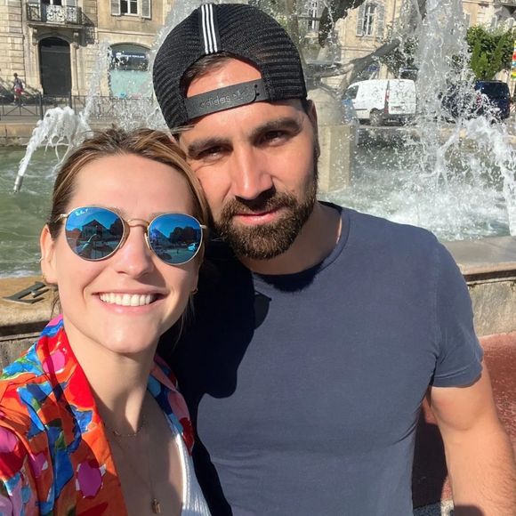 À noter que son ex-mari Matthieu a lui aussi tourné la page et a trouvé une maison de son côté. 

Laure et Matthieu de "Mariés au premier regard"