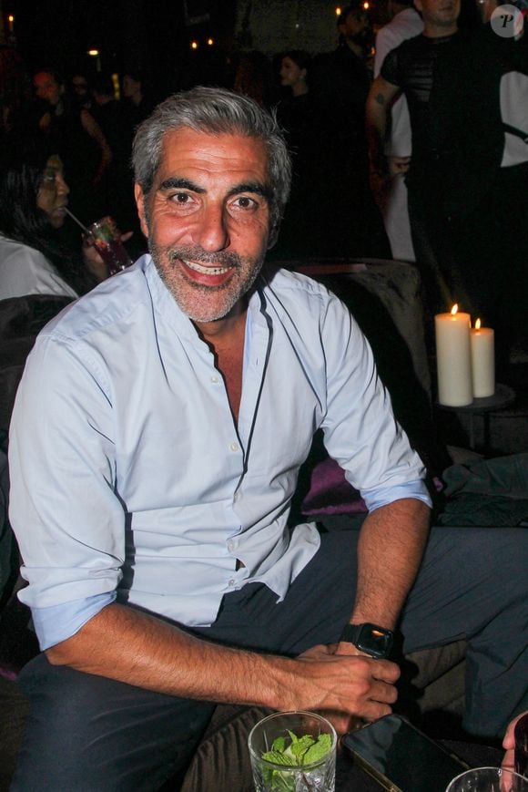 Ary Abittan lors de la soirée Sax 54 à l'Hôtel Sax de Paris, France, le 19 septembre 2025. © Philipe Baldini/Bestimage