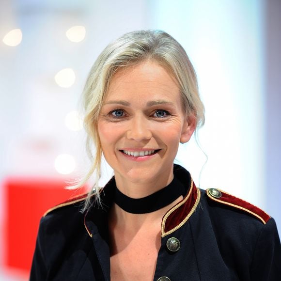 Et d'ajouter : " C'est un métier assez clinique. L'intermittence du spectacle, comme on dit (rires)"

Exclusif - Claire Borotra - Enregistrement de l'émission vivement dimanche au studio gabriel le 8 octobre 2018. Diffusion le 14 octobre 2018 sur france 2 . © Guillaume Gaffiot / Bestimage