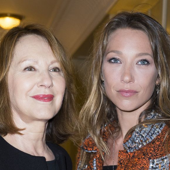 Laura Smet et Nathalie Baye lors de la soirée des "Révélations César 2015" à l'hôtel Meurice à Paris le 12 janvier 2015.
© Olivier Borde / Bestimage