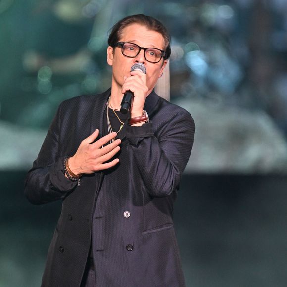 Benabar durant Corsu Mezu Mezu, le concert emmené par Patrick Fiori qui a eu lieu au stade Orange Vélodrome à Marseille, le 22 mai 2026, diffusé le 28 août sur France 3.. © Bruno Bebert/Bestimage