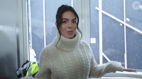 Georgina Rodriguez lors du défilé automne-hiver Moncler à Grenoble, le 3 avril 2025.
© Backgrid UK/ Bestimage