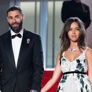 La cote de Lyna Khoudri ne faisait que grimper depuis plusieurs années dans le cinéma français.

Karim Benzema et sa compagne Lyna Khoudri à la descente des marches du film « 13 jours 13 nuits » lors du 78ème Festival International du Film de Cannes.
© Olivier Borde/ Bestimage