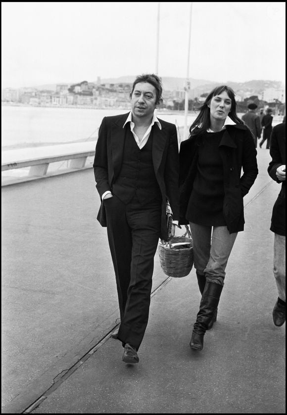 Archives - Serge Gainsbourg et Jane Birkin sur la Croisette de Cannes en 1969. (DANIEL ANGELI / BESTIMAGE).