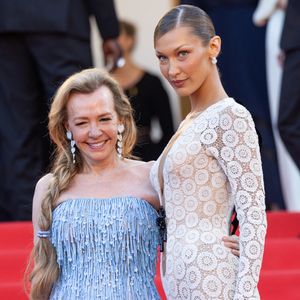 Caroline Scheufele, Bella Hadid - Montée des marches du film " La bataille de Gaulle : L'âge de fer " lors du 79ème Festival International du Film de Cannes, le 20 mai 2026. © Jacovides-Moreau / Bestimage