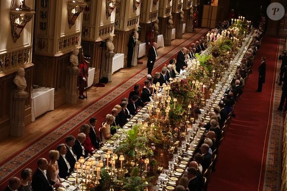Donald J. Trump (président des Etats-Unis) et la Première dame Melania Trump, le roi Charles III d'Angleterre et Camilla Parker Bowles, reine consort d'Angleterre, le prince William, prince de Galles, et Catherine (Kate) Middleton, princesse de Galles, lors du banquet d'Etat au chateau de Windsor en l'honneur de la visite officielle de président Donald Trump et de la Première dame Melania au Royaume-Uni, 17 septembre 2025. © PA Photo/ Bestimage